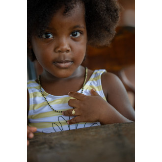 Surinaamse ogri ai kraal | Surinaamse kralen ketting 2